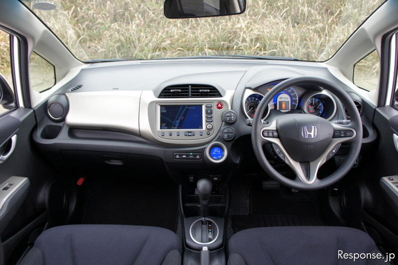ホンダ フィットHV