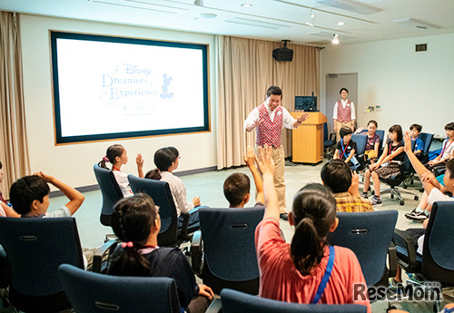 ディズニー・ドリーマーズ・エクスペリエンス　(c) Disney