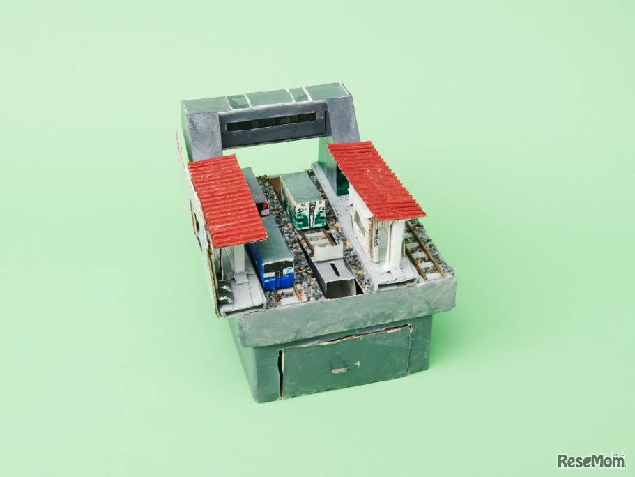 文部科学大臣賞「追分駅の貯金箱」（2年生の部）