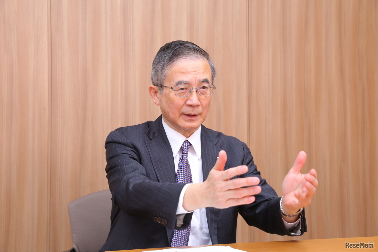 「世界のテストは4技能評価が常識」と三宅社長