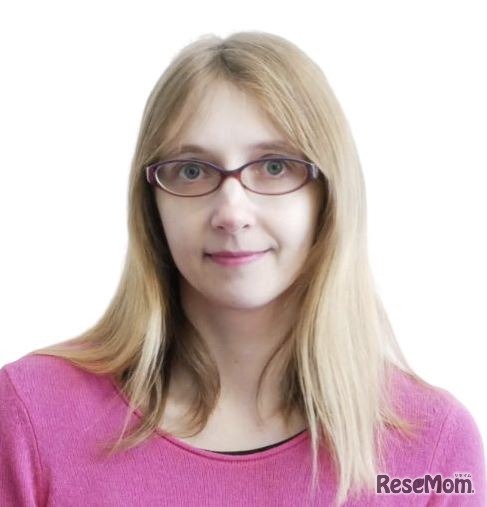 スクール代表のクロネル・ローラ氏