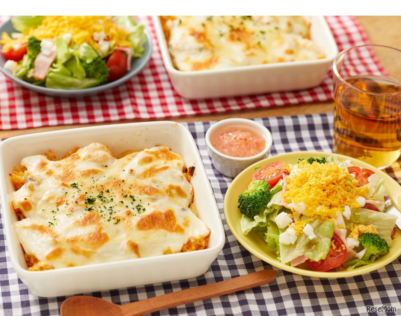 「シーフードドリア」と「キッズ☆ミモザサラダ」