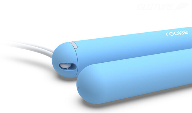 スマホと連携するスタイリッシュな縄跳び「Smart Rope ROOKIE」発売