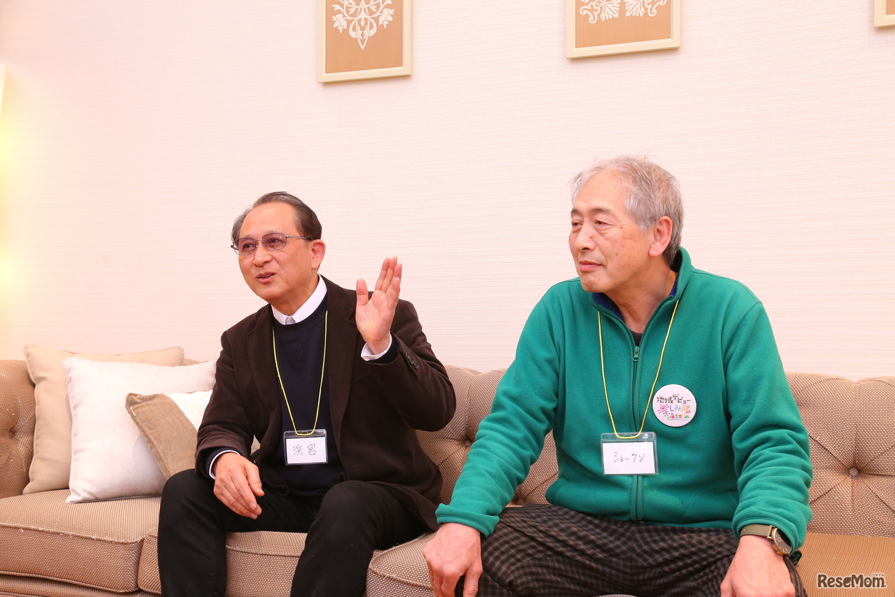 「家族三世代で楽しめるTikTokセミナー～世代を超えて一緒にTikTok！シニアも中高生親子も三世代いっしょに繋がろう～」で感想を伺った地域デビュー楽しみ隊の浜宮さんと前島さん