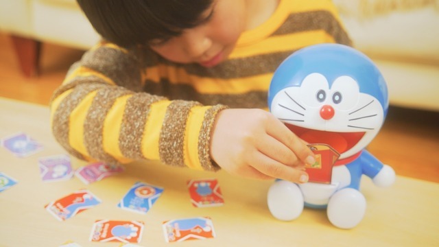 「キミだけのともだち ドラえもん with U」 希望小売価格：19,800円（税抜き）（C）ＴＯＭＹ（C）Fujiko-Pro,Shogakukan,TV-Asahi,Shin-ei,and ADK