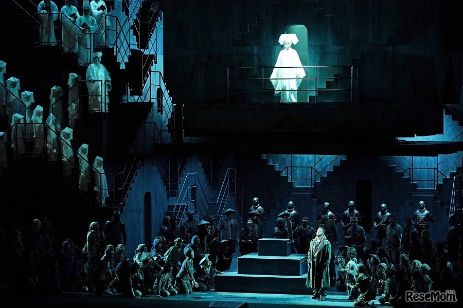 オペラ「トゥーランドット」（写真：寺司正彦）