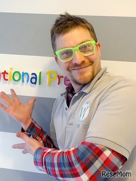 W Global Academy SEA 靭公園前校　エマニュエル ワルドフォゲル校長