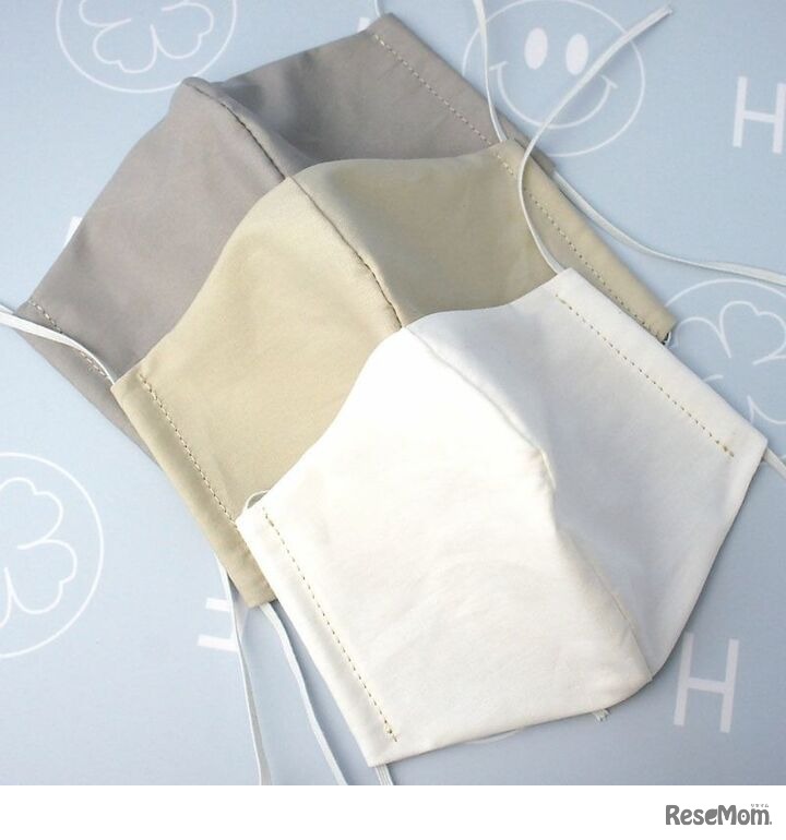 4サイズを展開中のノーマルマスク