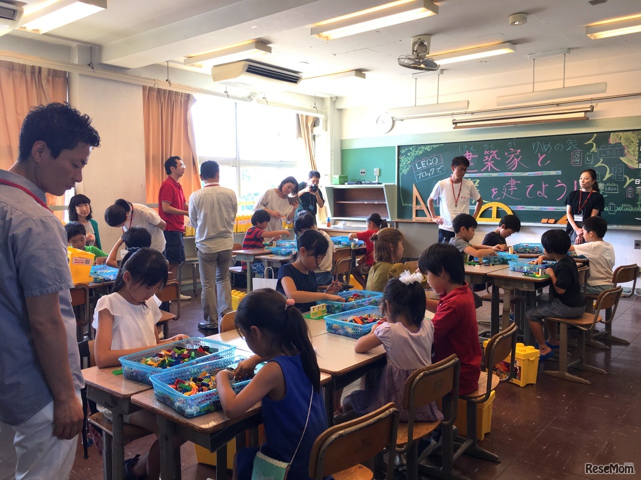 「建築家とレゴブロックで家を建てよう！」過去の開催時のようす