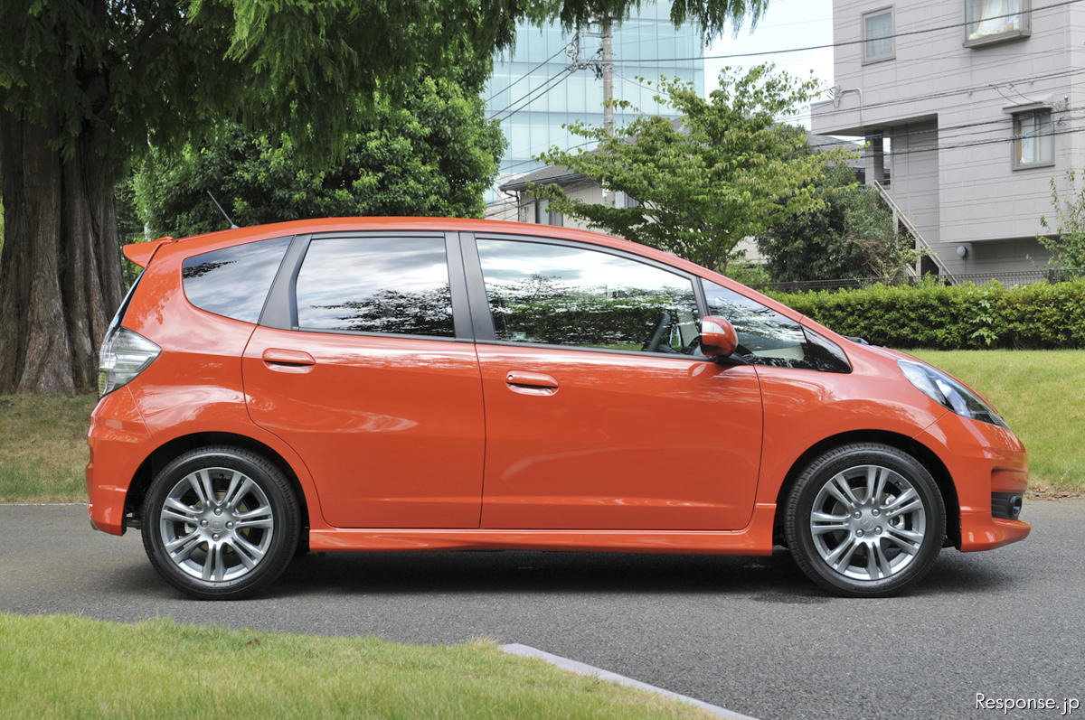 ホンダ フィットRS