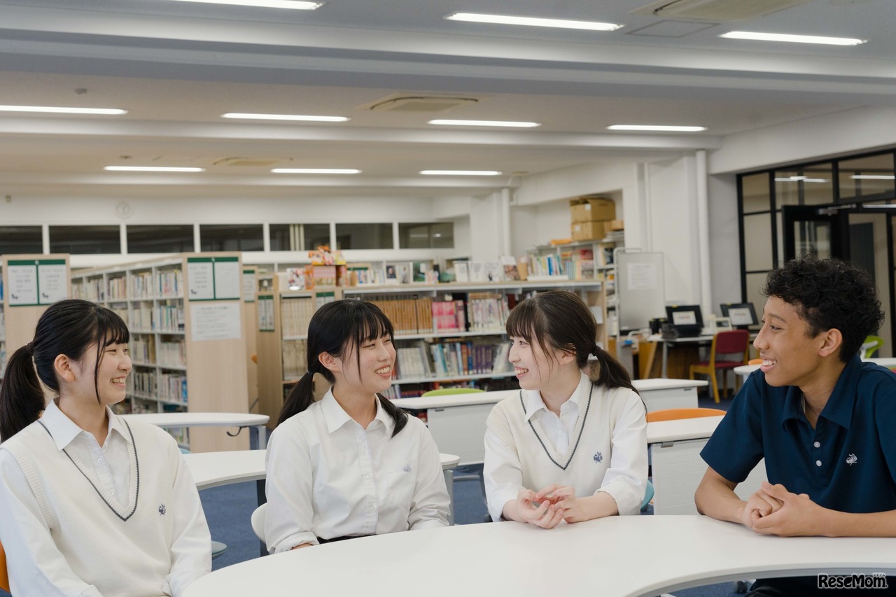 武蔵野大学附属千代田高等学院のようす