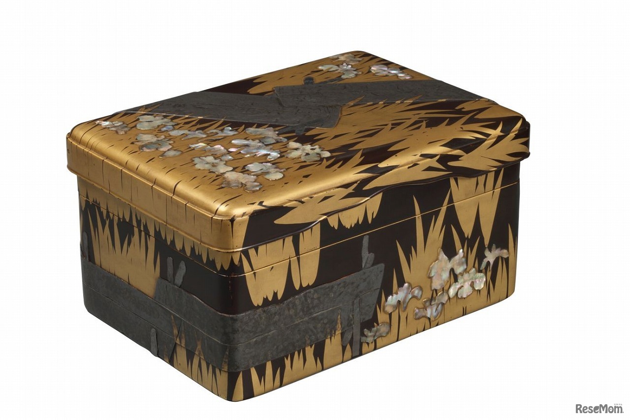 国宝「八橋蒔絵螺鈿硯箱」