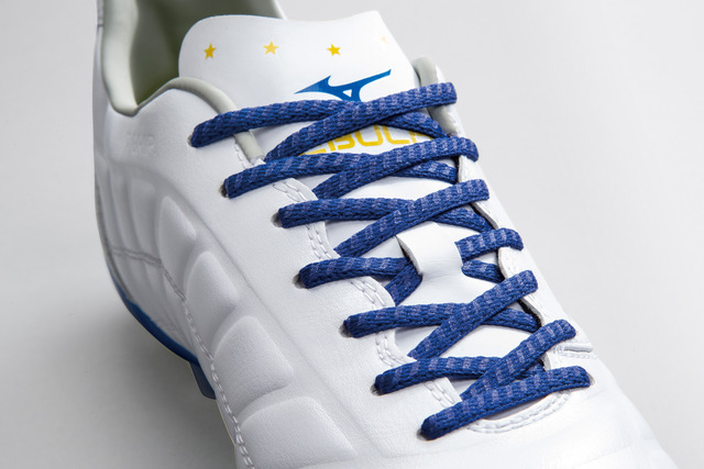 ほどけにくいスポーツ専用靴紐「ゼログライドシューレース」発売…ミズノ