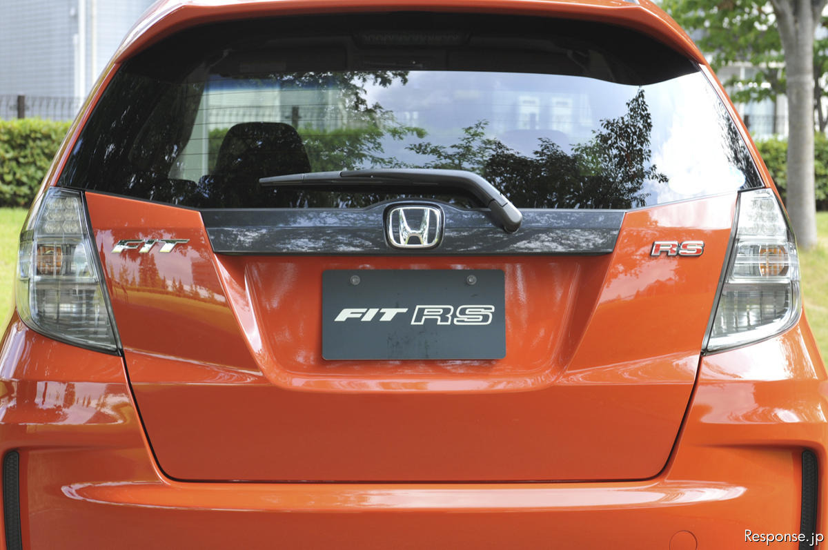 ホンダ フィットRS
