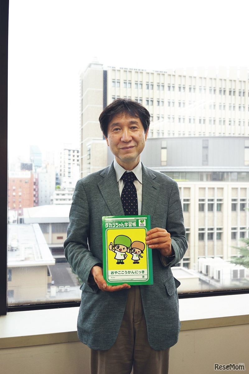 「おやここうかんにっき」を開発監修した小児科専門医の古荘純一先生