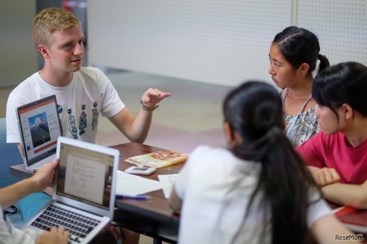 HLABカレッジ・レジデンシャル・プログラム（イメージ）