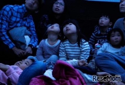 過去の体験読みきかせのようす