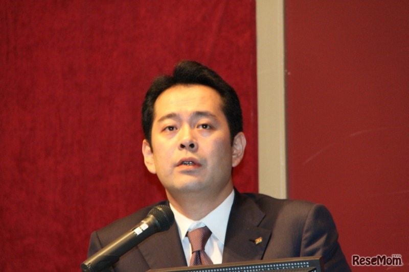 フォーラム開会のあいさつをする日本青年会議所 会頭 相澤弥一郎氏