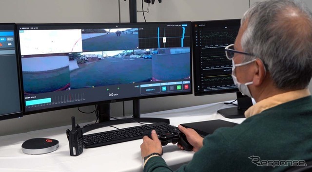 遠隔操作は馬堀店から約5km離れた「横須賀リサーチパーク」から行った