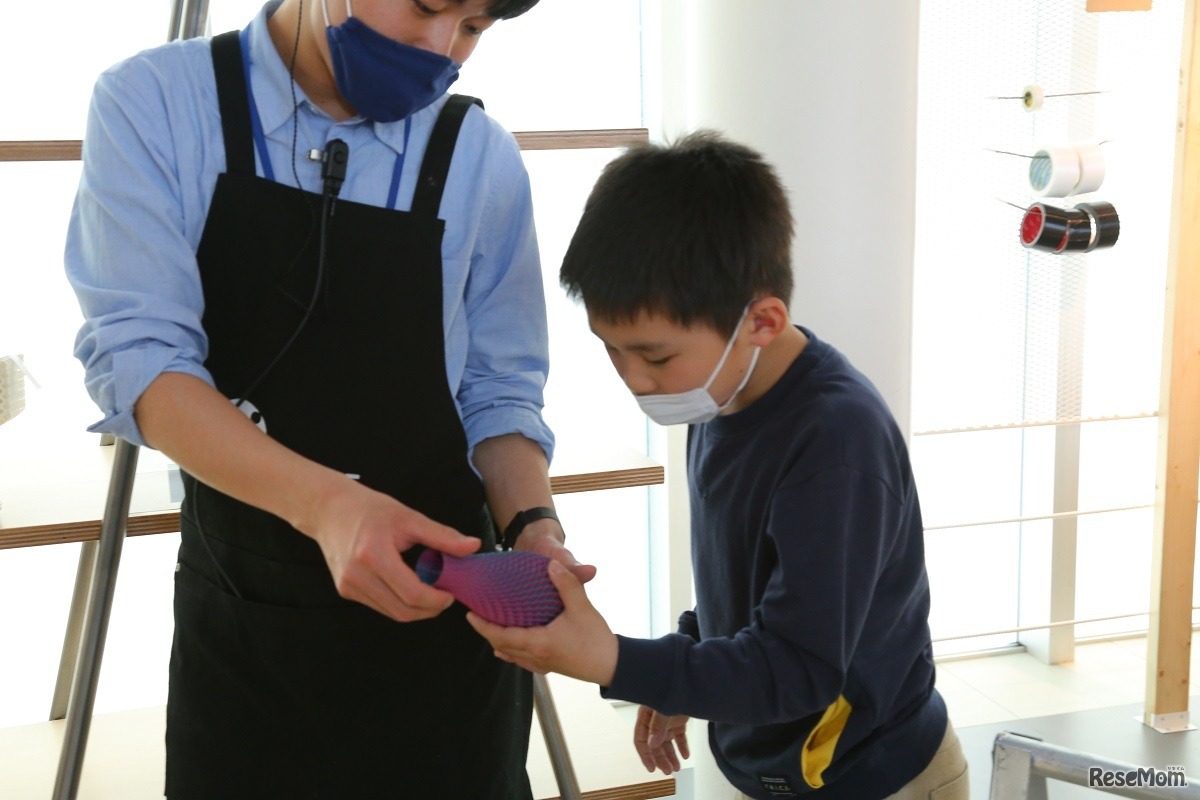 3Dプリンターで立体物ができると知り、びっくり！