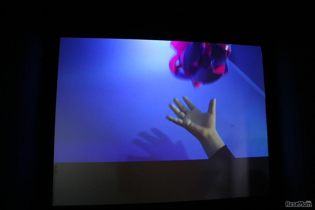 自分のつくった映像を大画面で上映