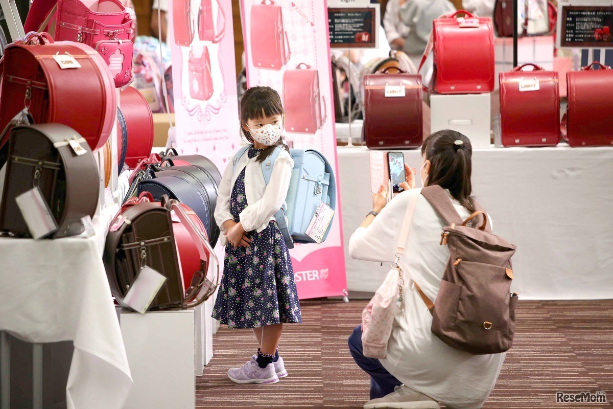 試着をして写真撮影ができる