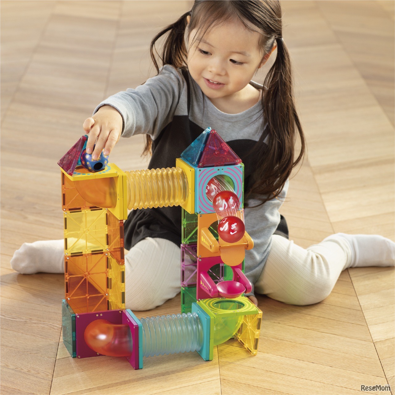 ピタゴラスBASIC 知育いっぱい！ボールコースター　使用イメージ