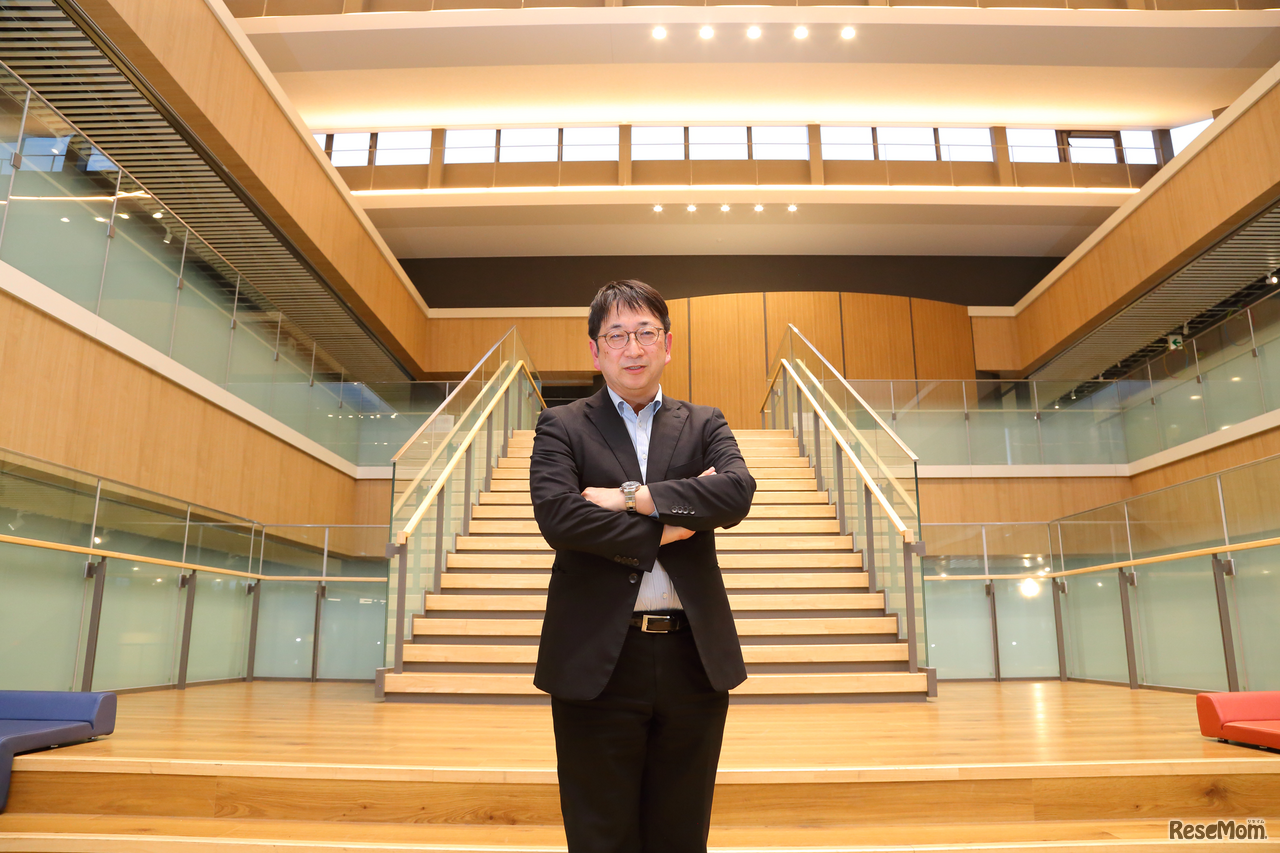 ドルトン東京学園 荒木貴之校長