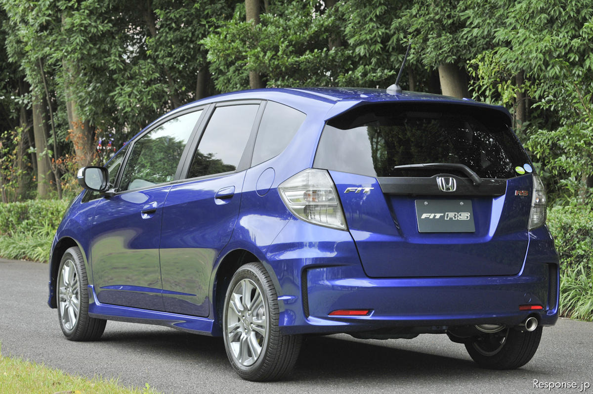 ホンダ フィットRS