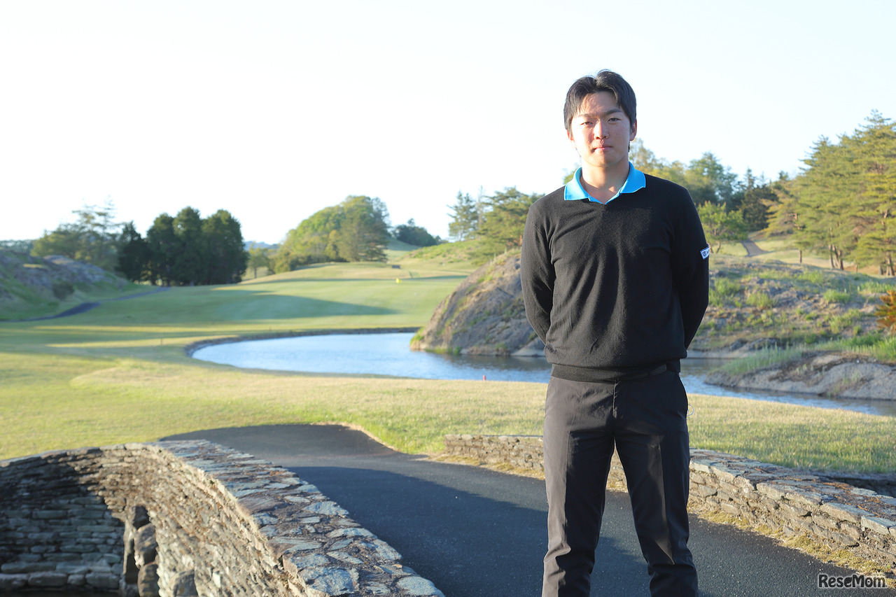 ルネサンス高校ゴルフ部主将の三浦隆治選手
