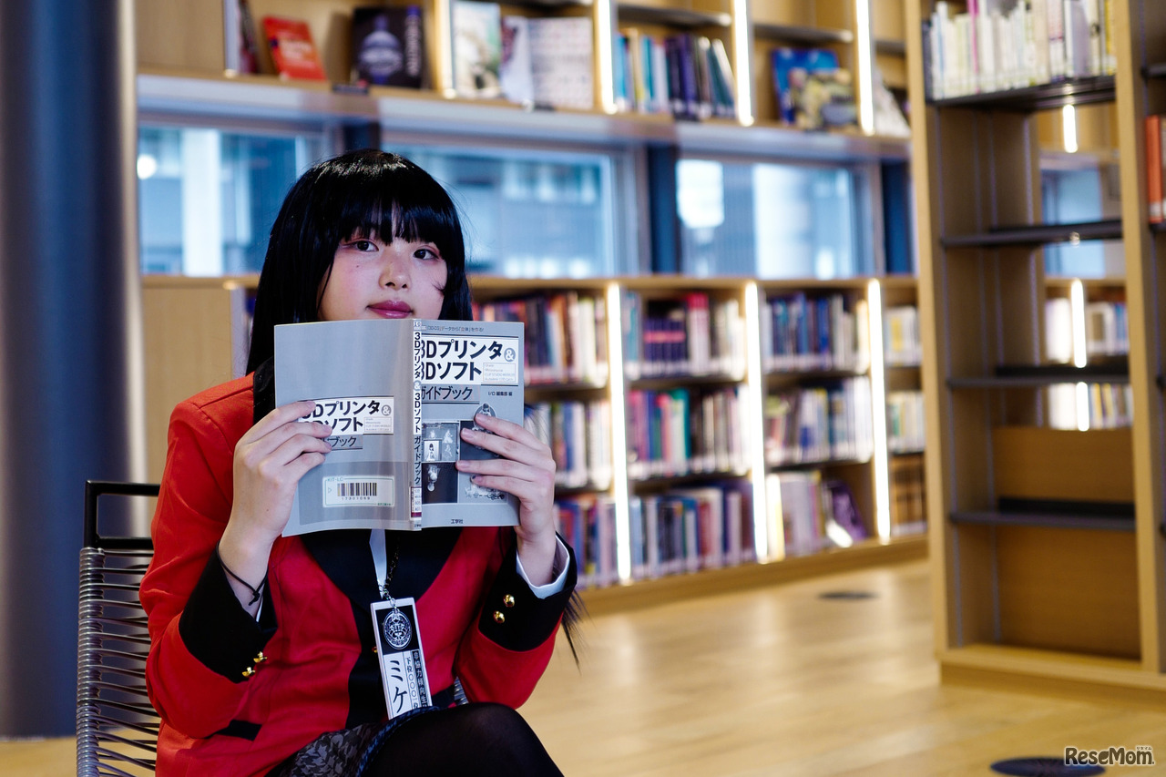 国際高専2年生の山崎史依さん