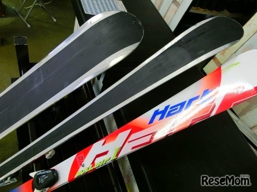 専用板滑走面の特殊メタル加工