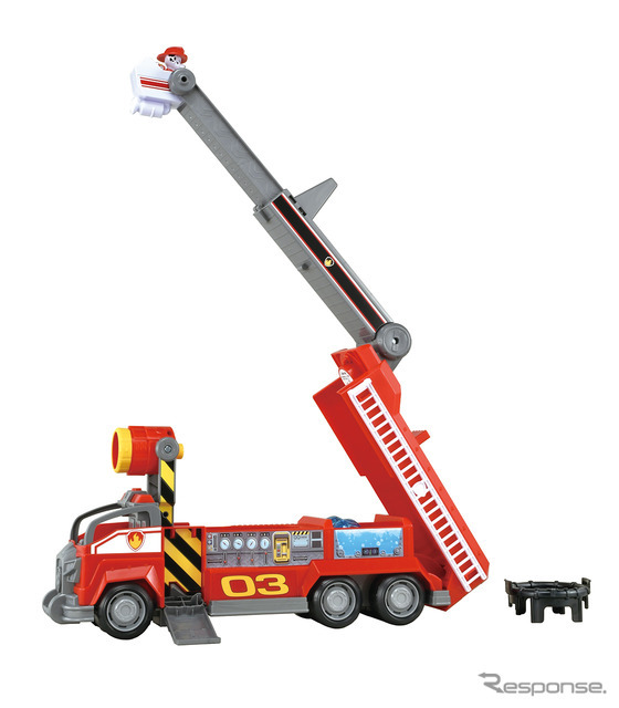 DX変形ビークル マーシャル スーパーファイヤートラック　(c) Spin Master Ltd. PAW PATROL and all related titles, logos, characters; and SPIN MASTER logo are trademarks of Spin Master Ltd. Used under license. Nickelodeon and all related titles and logos are trademarks of Viacom International Inc.