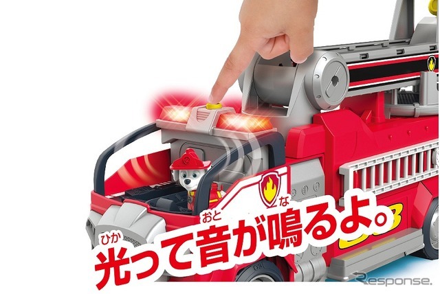 DX変形ビークル マーシャル スーパーファイヤートラック　(c) Spin Master Ltd. PAW PATROL and all related titles, logos, characters; and SPIN MASTER logo are trademarks of Spin Master Ltd. Used under license. Nickelodeon and all related titles and logos are trademarks of Viacom International Inc.