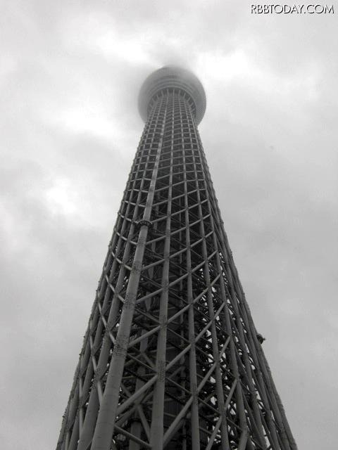 東京スカイツリー（5月22日、開業初日）