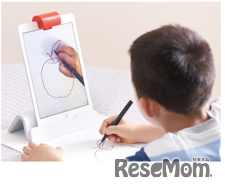 描いた絵がギャラリーになる「オズモ リトル クリエイティブ スターター キット」「マスターピース」