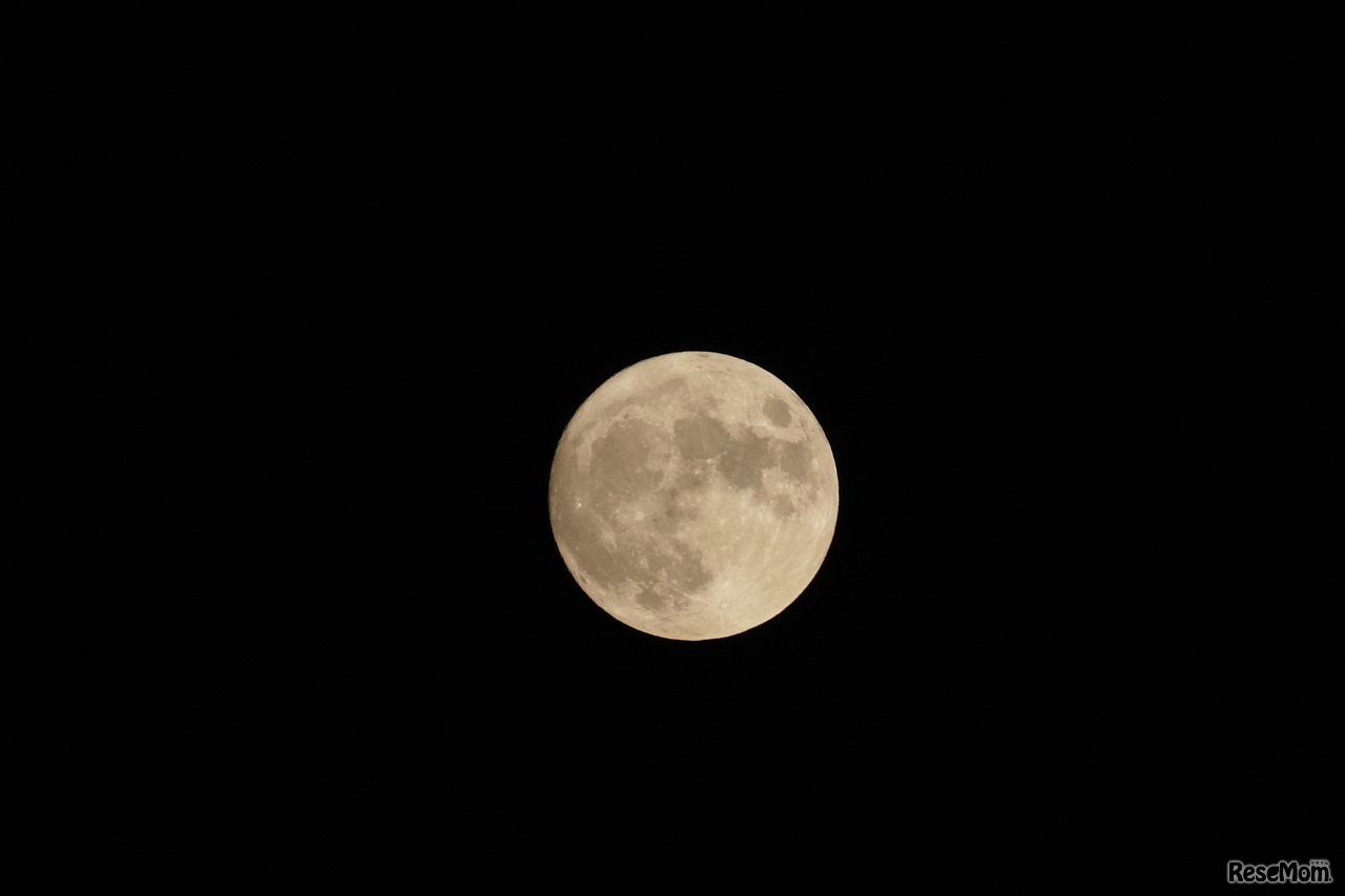 2020年展望台から撮影した中秋の名月