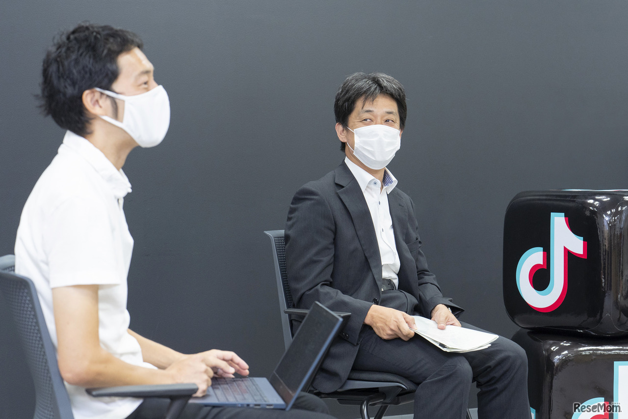 「TikTokらしさ×専門知識で、より多くの方に情報を届けたい」と意気投合する工藤氏と等々力氏