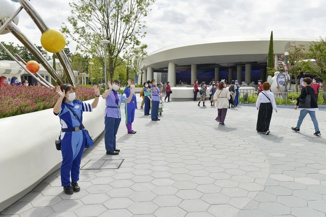 「ベイマックスのハッピーライド」付近の様子