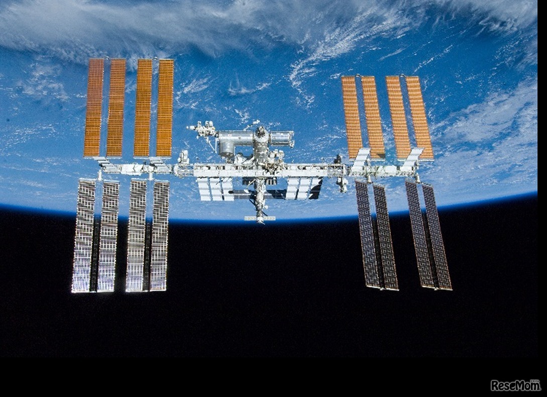 特別企画「無重力ライブ授業」　(c) JAXA／NASA