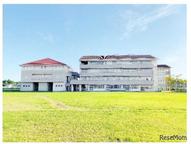 自然豊かな環境にある茂原本校