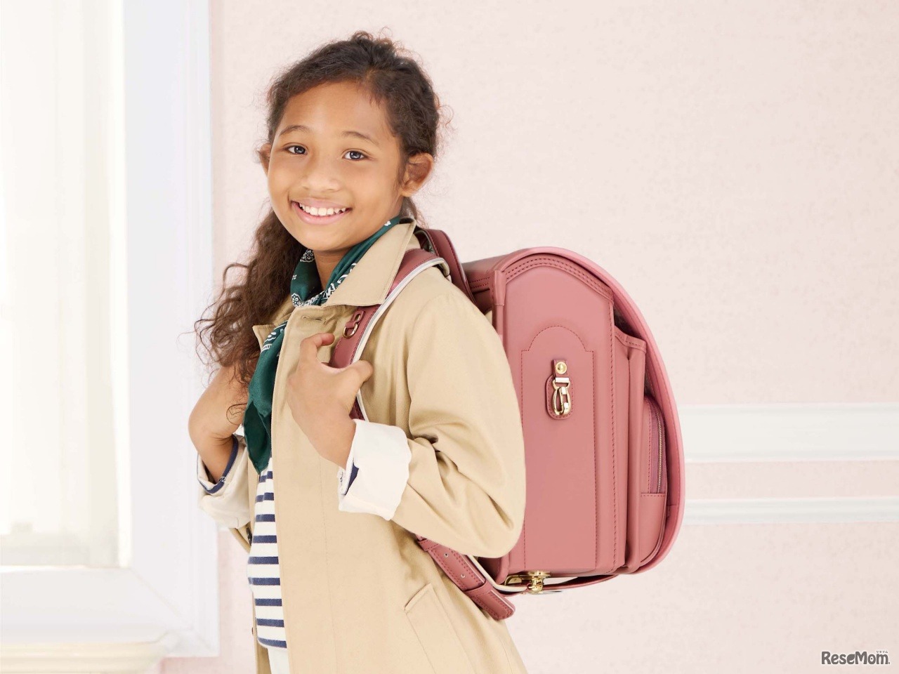 「プルミエマット」シリーズの新色「ビターフランボワーズ」