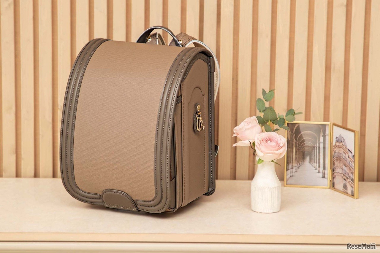 モカ×グレージュ