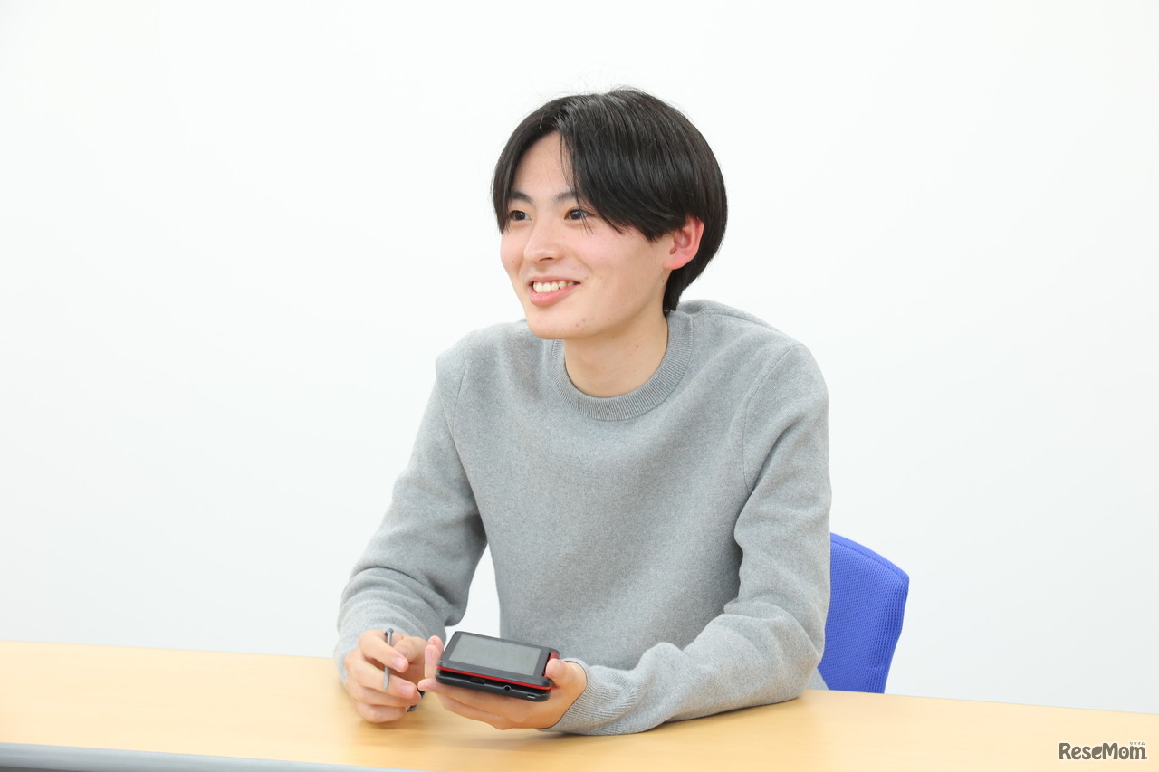 高校1年生（中高一貫校）のMさんは、電子辞書を購入したばかり