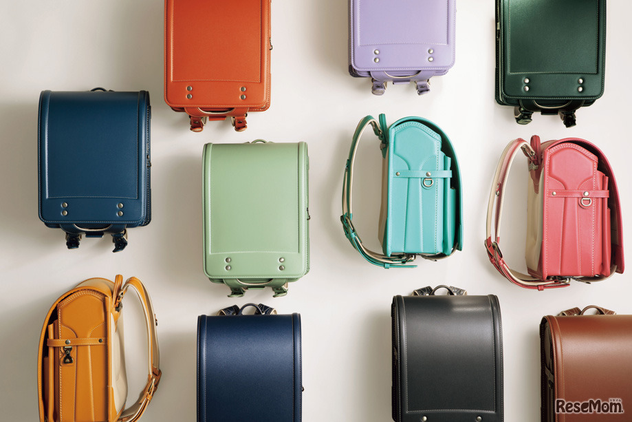 色とりどりのランドセル、カラーは約50色