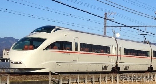 小田急の特急ロマンスカー50000形VSE