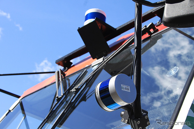 水陸両用船の無人運航実証（群馬県八ッ場あがつま湖）