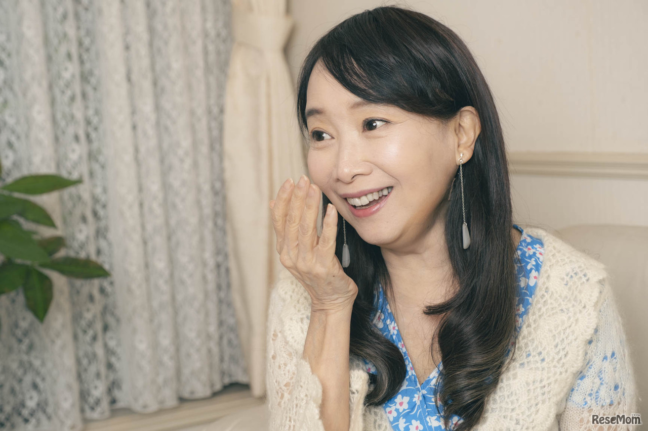 表情と言葉で子供に対する愛を目一杯表現する