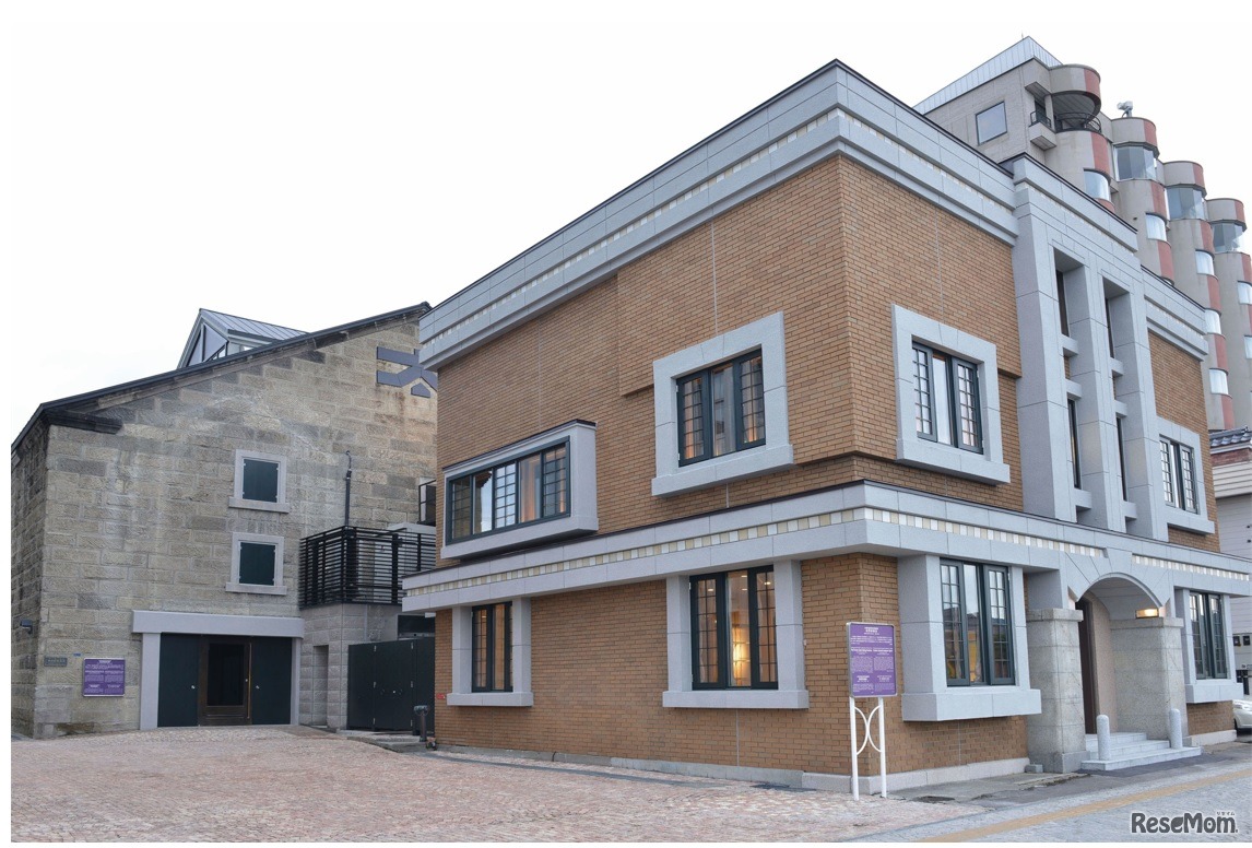 小樽芸術村「ステンドグラス美術館（旧荒田商会・旧高橋倉庫）」