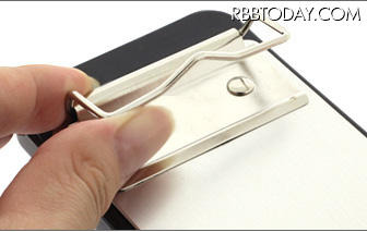 バインダーにメモ帳をはさんで使用できる